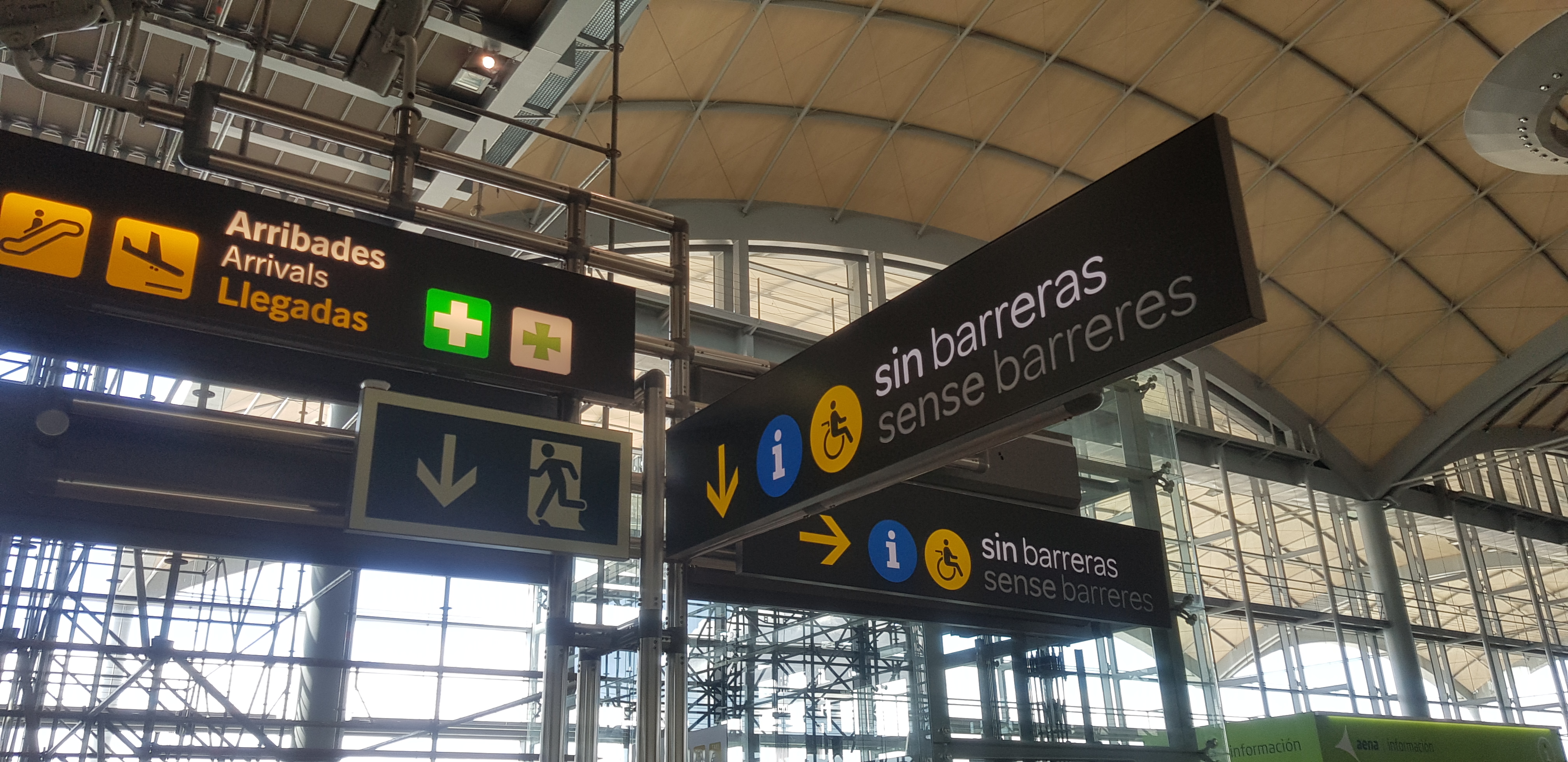 airports accessibility services